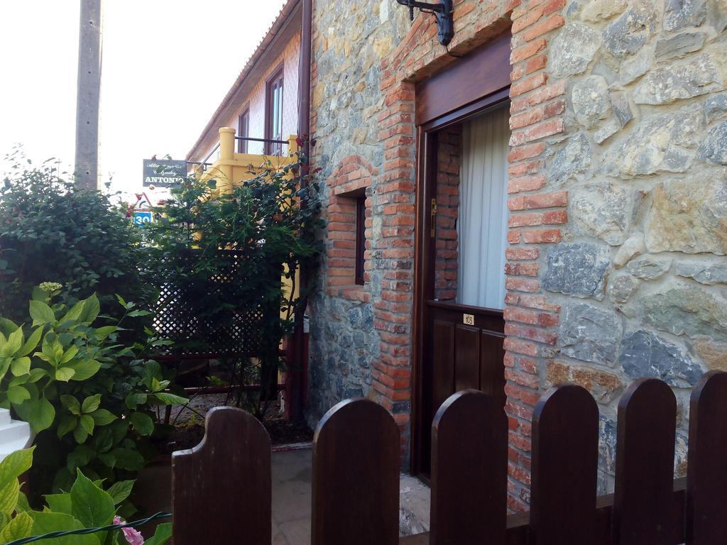 Posada Las Mananitas Cóbreces Exteriér fotografie